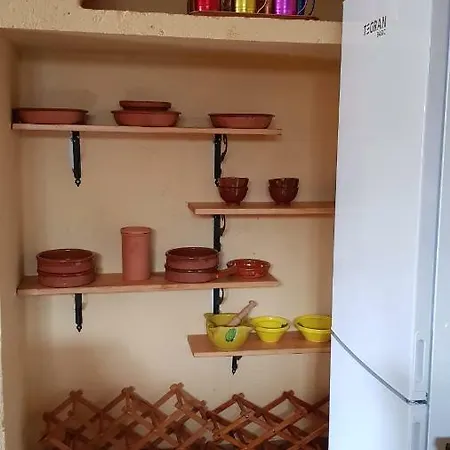 Alis Apartment *